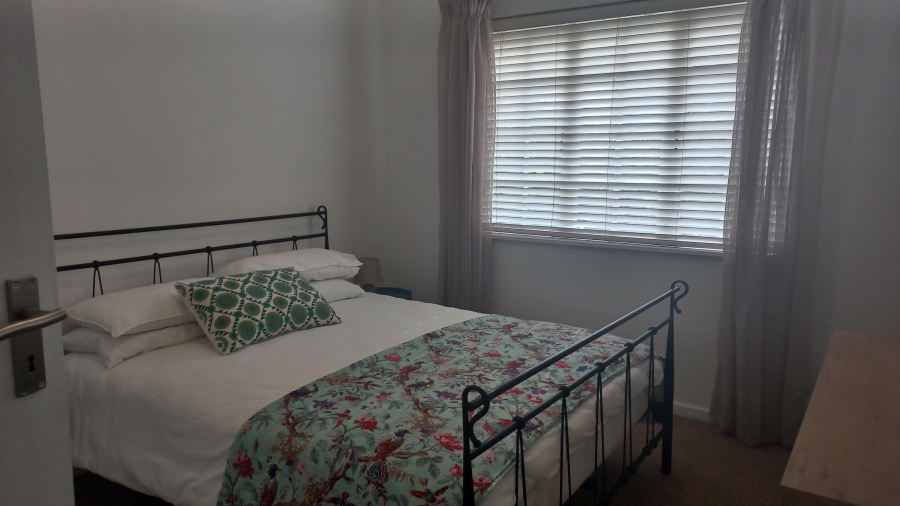 To Let 3 Bedroom Property for Rent in Voelklip Western Cape